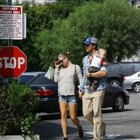 Ali Larter with husband Hayes MacArthur leaving Hugo's restaurant photos | Picture 77086